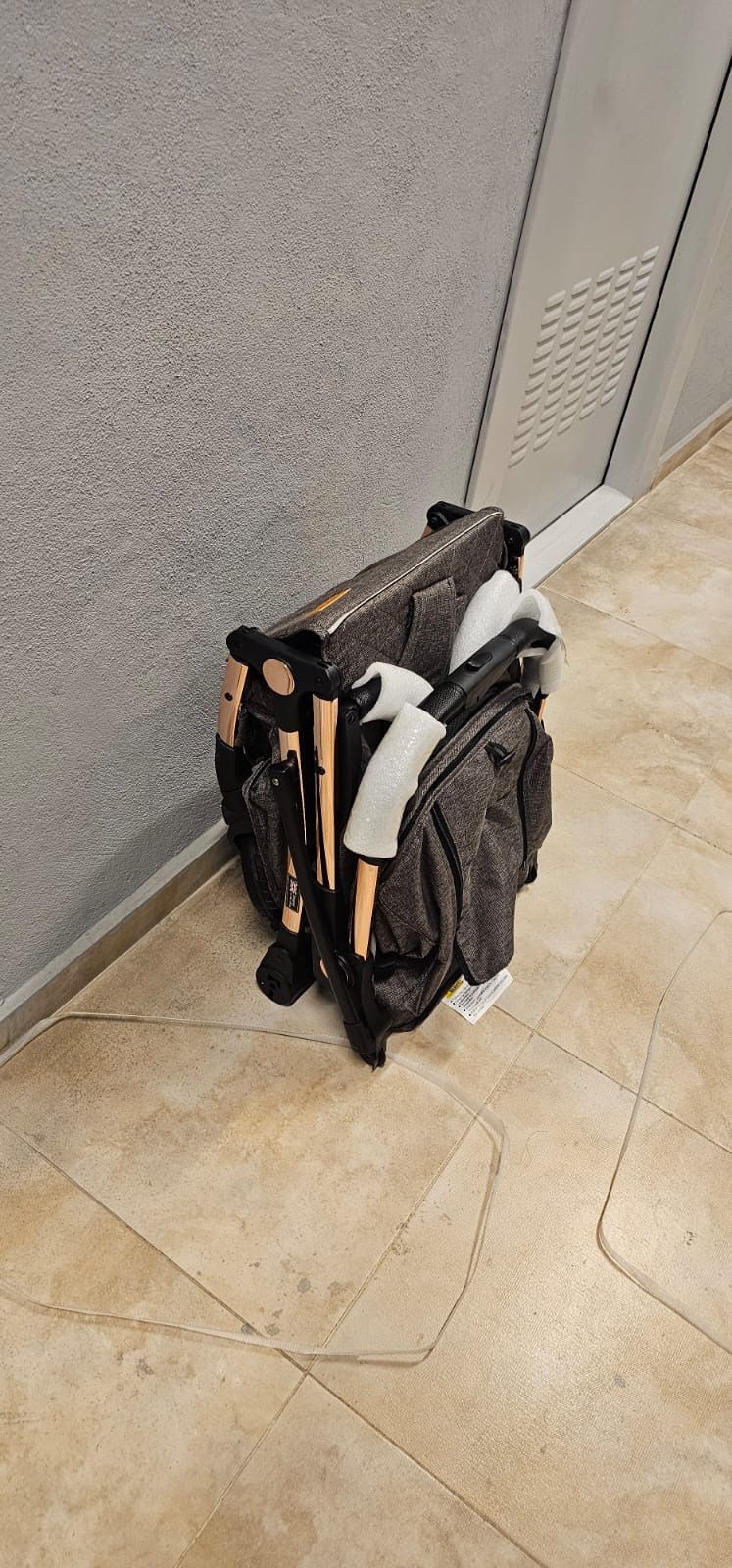 Stroller (عارەبانەی منداڵان) — 2/3