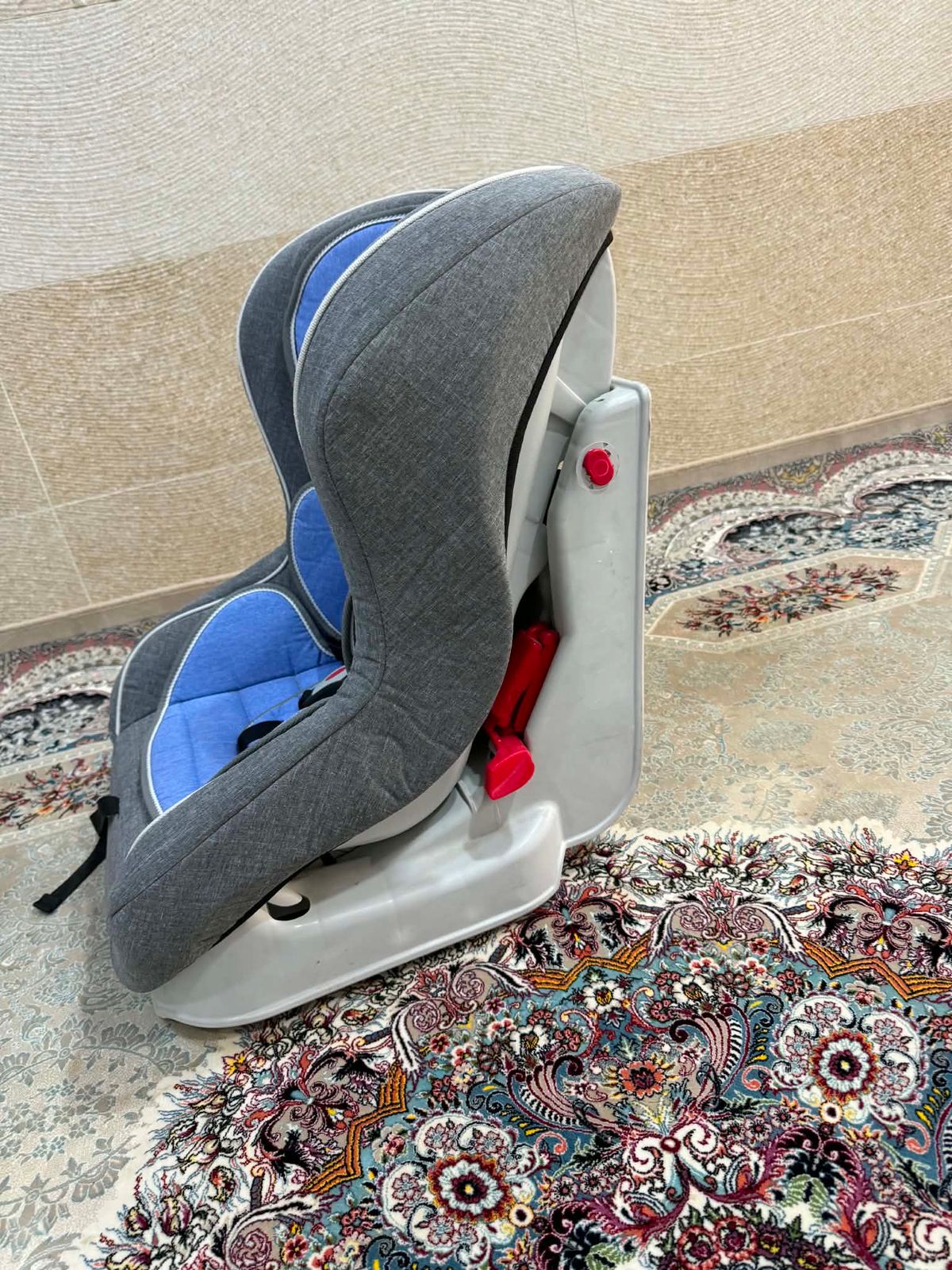 کورسی ئۆتۆمبێل — 4/4